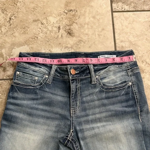 Daytrip Light Wash Flare Jeans - Picture 3 of 5